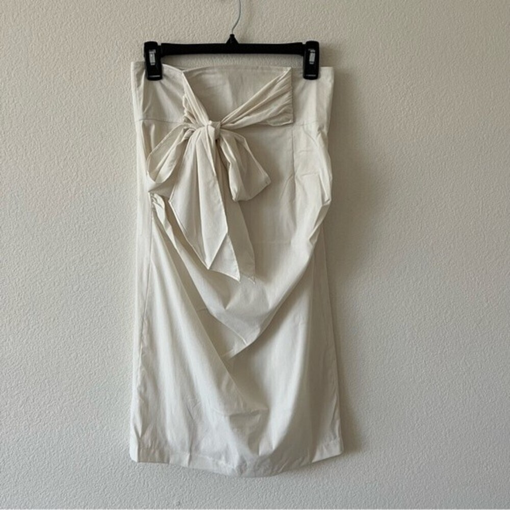 NWT Lucy Paris High Waisted Ruched Ivory Pencil Skirt With Bow front Detail SZ M